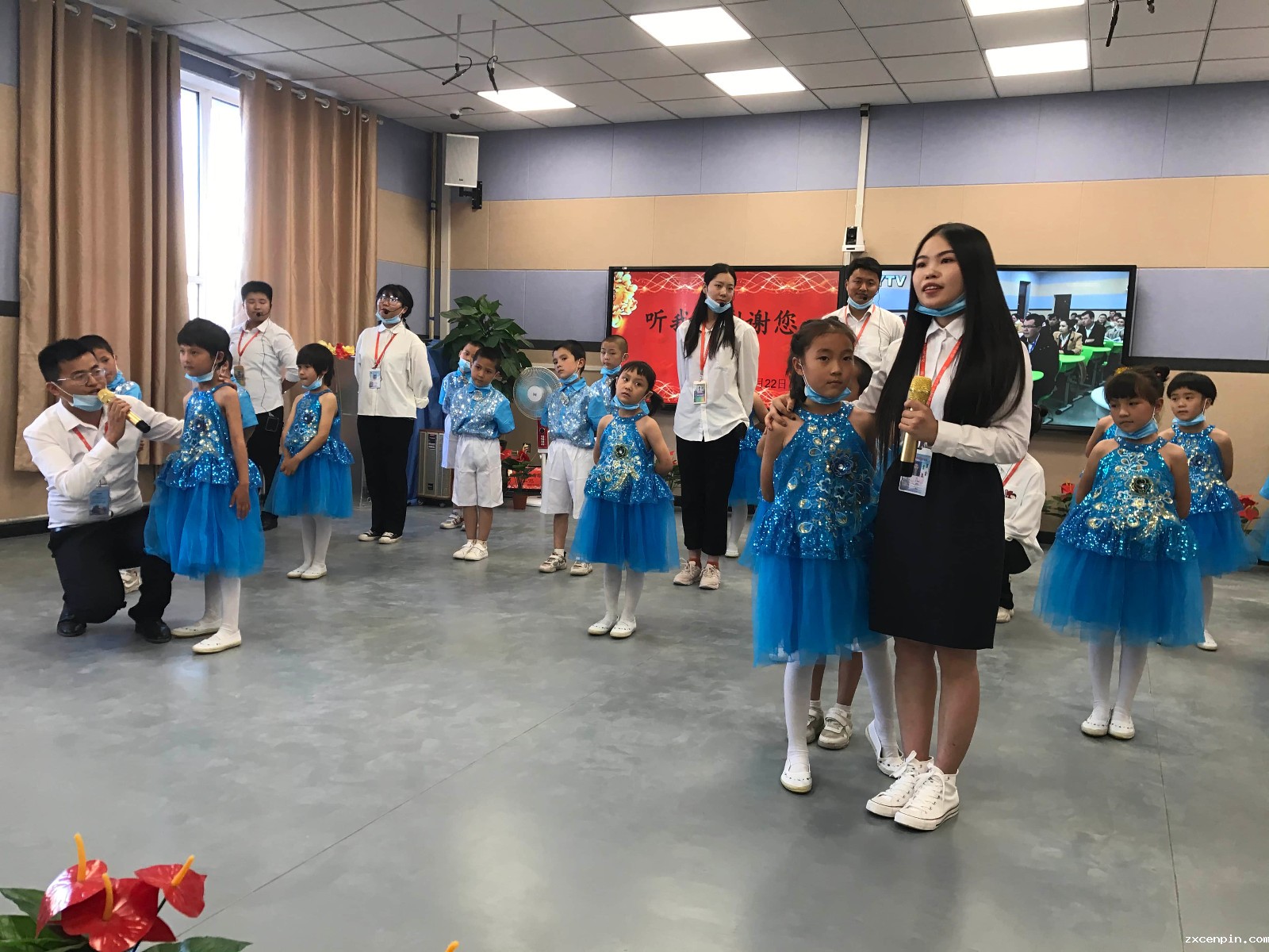 新疆 巴蜀儿女进天山项目 毕业生援疆做幼儿园教师.jpg